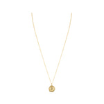 Collar con letras y sellos